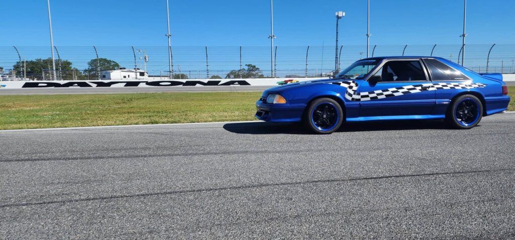 1988 Ford Mustang LX - Photo 4 of 24