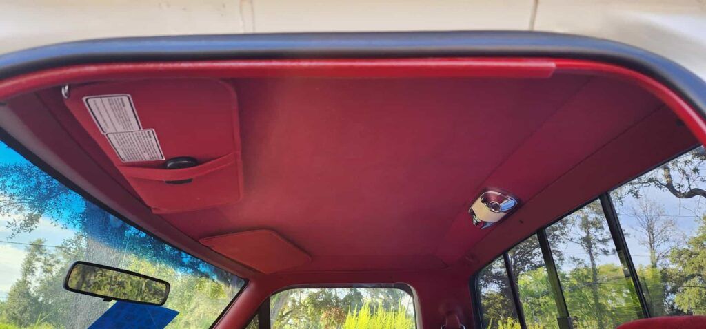 1992 Ford F-150 XLT 4x4 - Photo 8 of 15