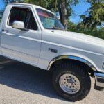 1992 Ford F-150 XLT 4x4 - Photo 12 of 15
