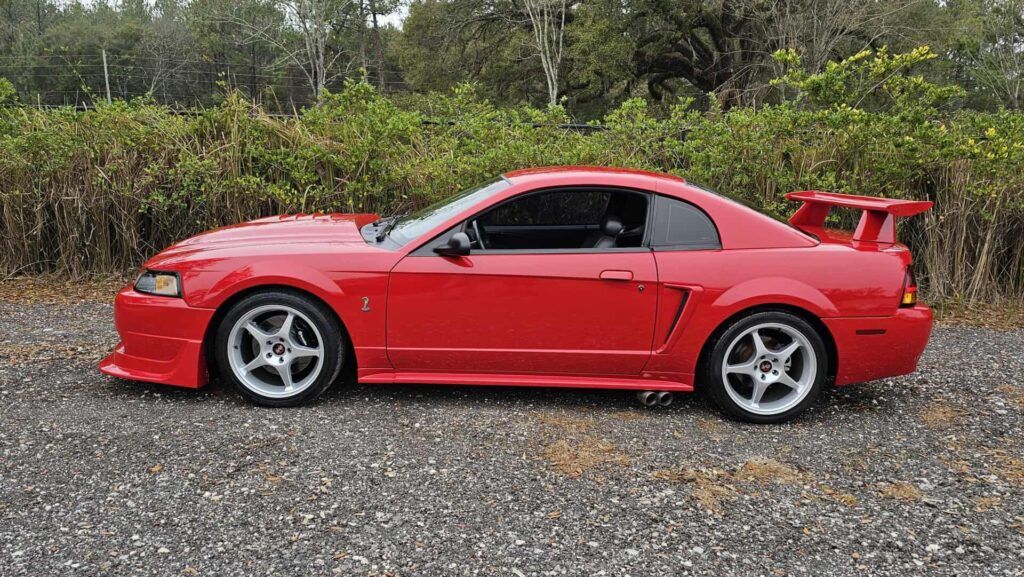 1999 Ford Mustang SVT Cobra - Photo 2 of 33