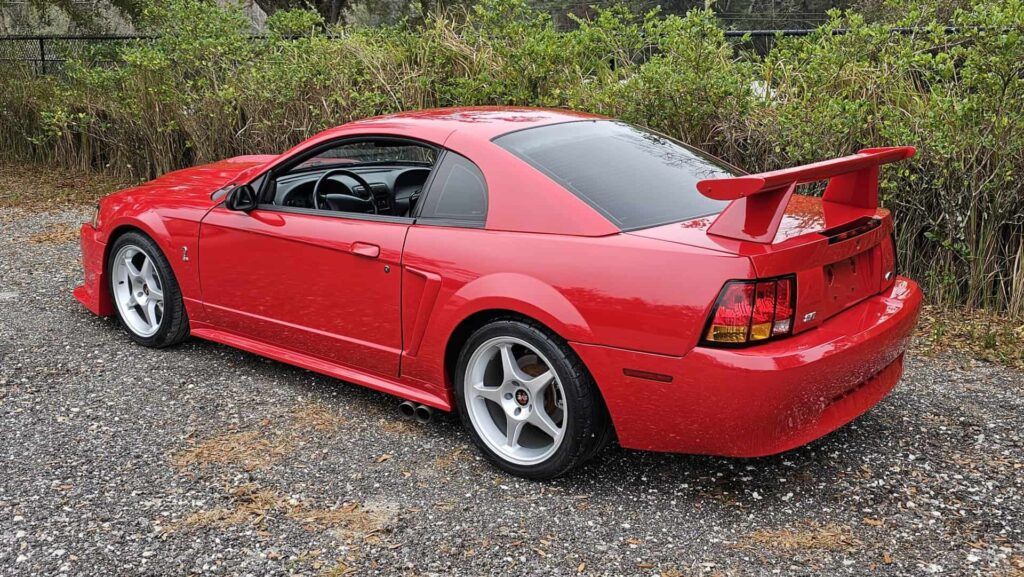 1999 Ford Mustang SVT Cobra - Photo 3 of 33