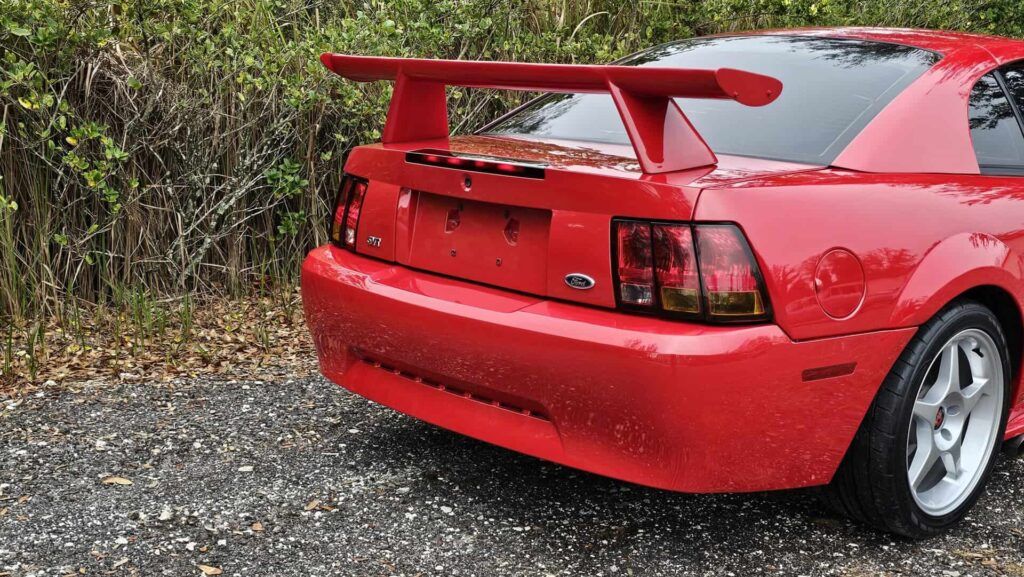 1999 Ford Mustang SVT Cobra - Photo 7 of 33