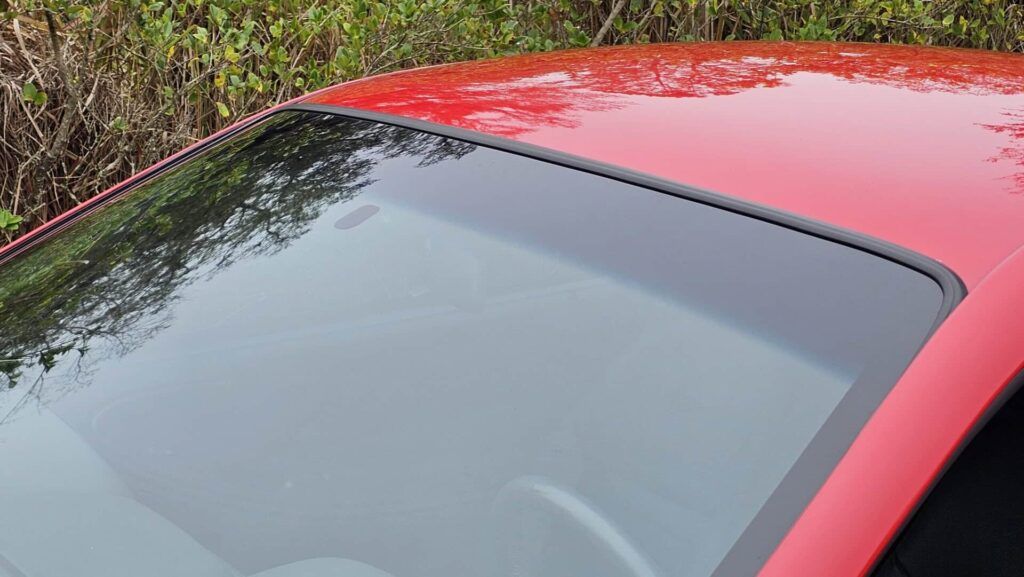 1999 Ford Mustang SVT Cobra - Photo 24 of 33