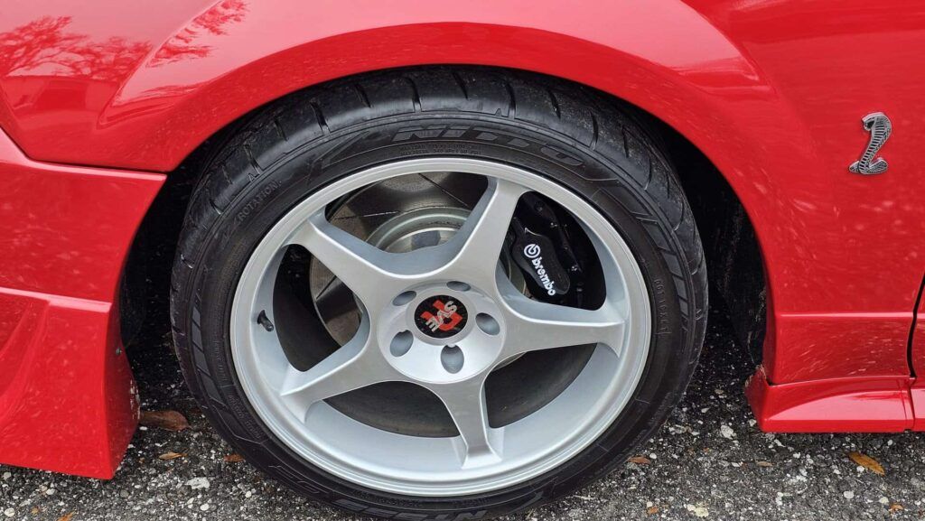 1999 Ford Mustang SVT Cobra - Photo 27 of 33