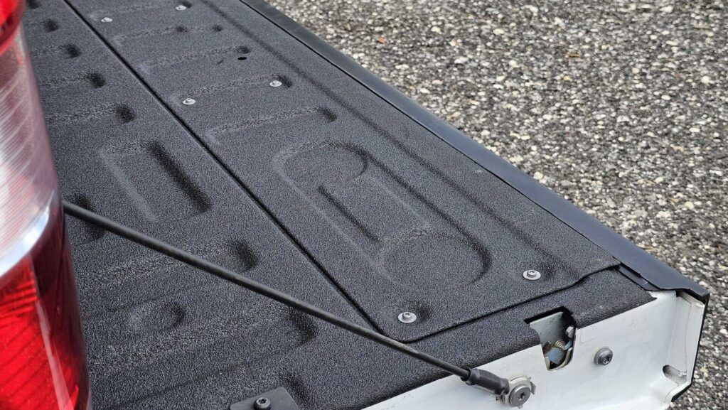 2022 Ford F150 XL - Photo 19 of 39