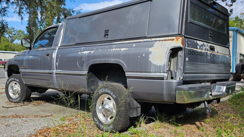 1995 Dodge Ram 2500 Laramie SLT - Photo 5 of 31