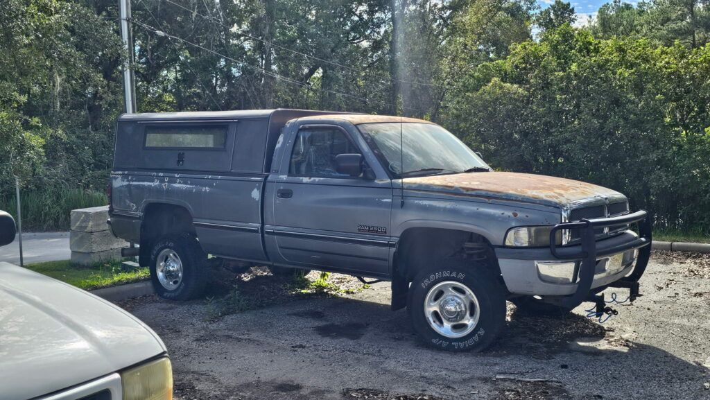 1995 Dodge Ram 2500 Laramie SLT - Photo 19 of 31