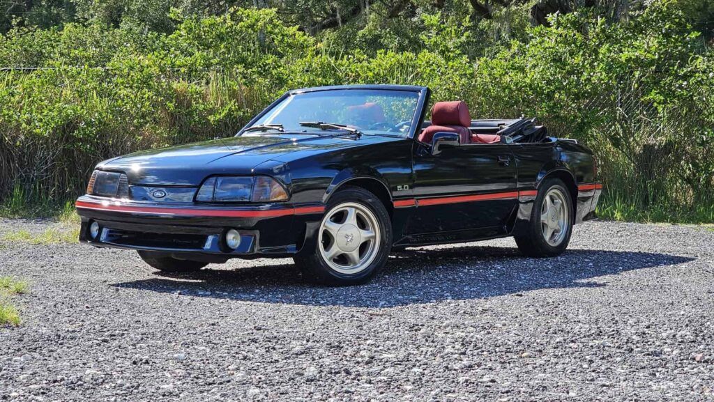 1988 Ford Mustang  GT Convertible - Photo 32 of 32
