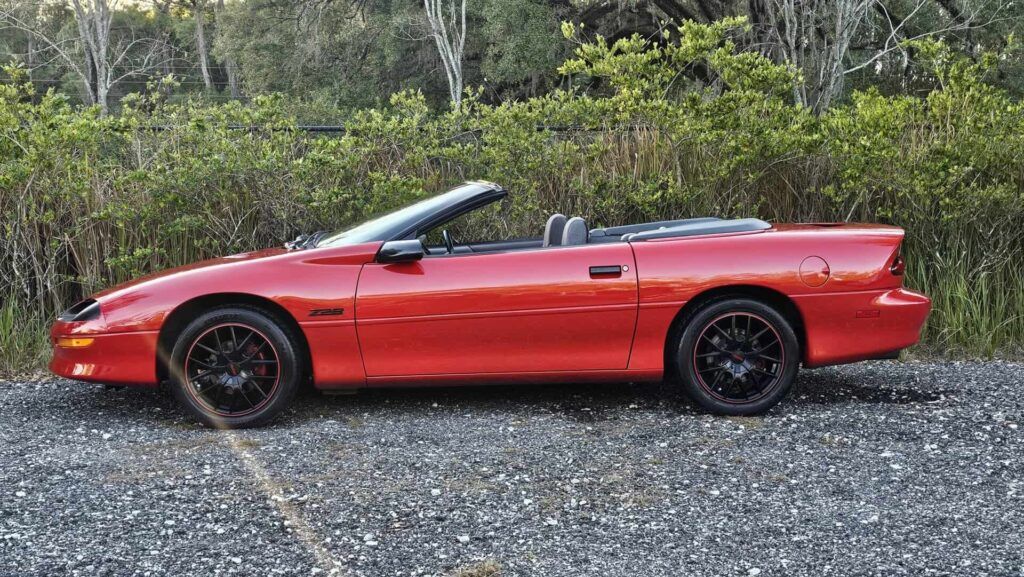 1994 Chevrolet Camaro Z28 Convertible - Photo 2 of 83