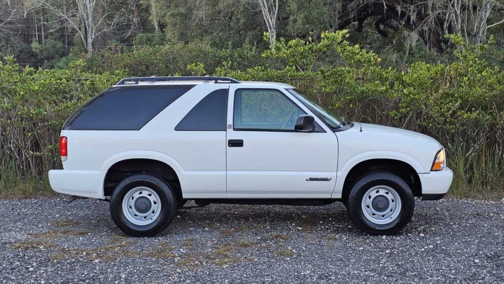 2001 GMC Jimmy SLS - Photo 6 of 85