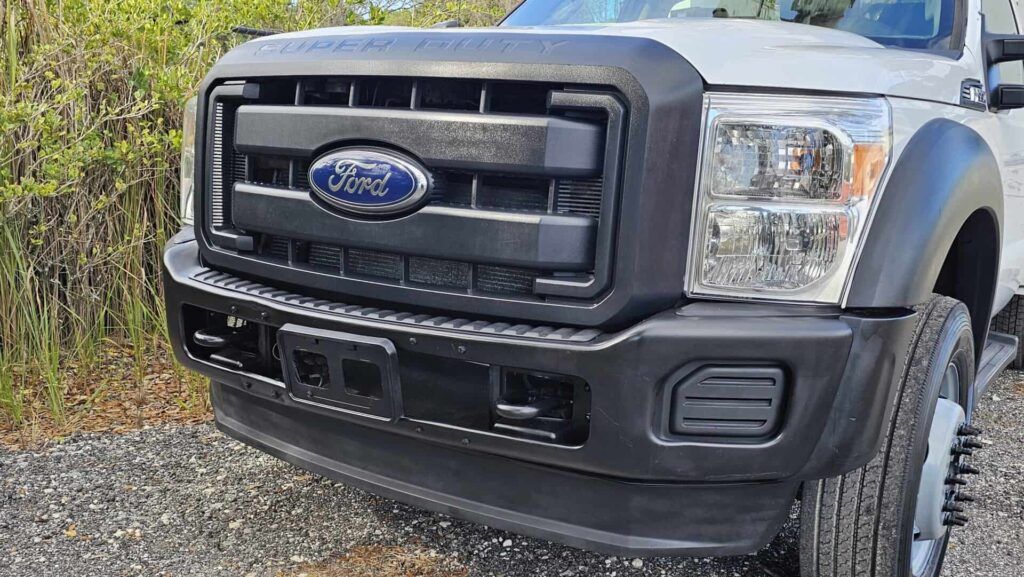 2013 Ford F-550 Super Duty XL Altec Bucket Truck - Photo 12 of 65