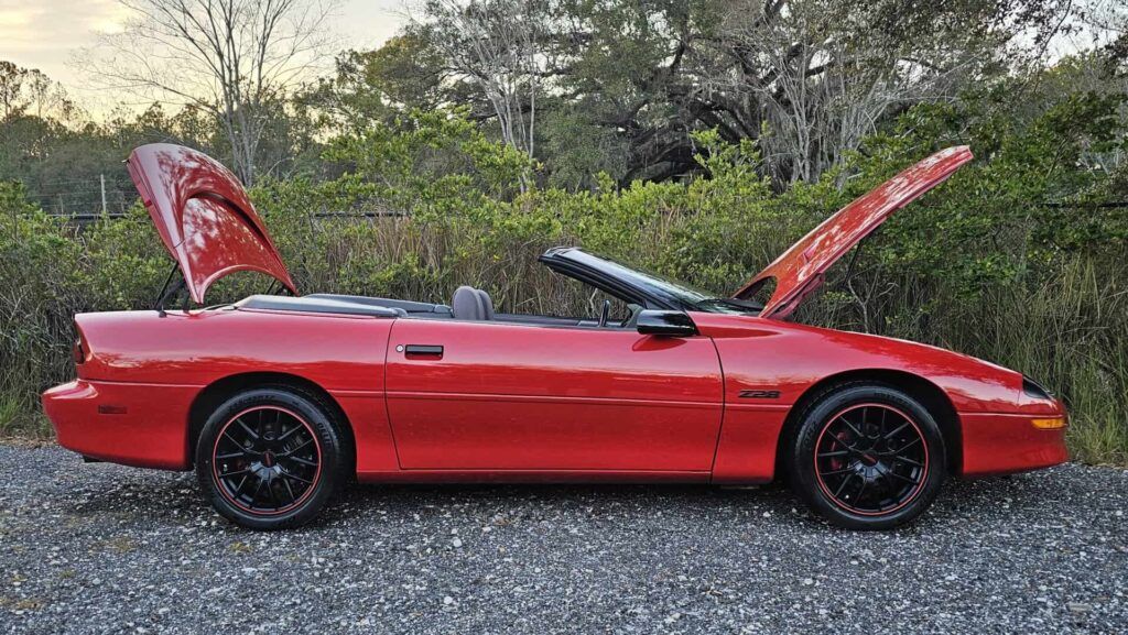1994 Chevrolet Camaro Z28 Convertible - Photo 13 of 83