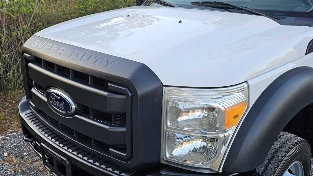 2012 Ford F-450 4x4 Super Duty Bucket Truck - Photo 16 of 89