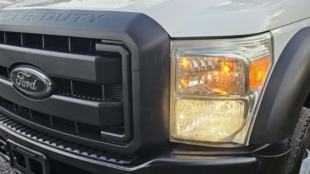 2012 Ford F-450 4x4 Super Duty Bucket Truck - Photo 17 of 89