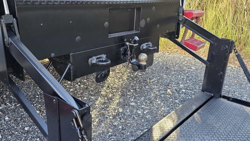2016 Ford F-550 SuperCab XL Enclosed Service Truck - Photo 22 of 110