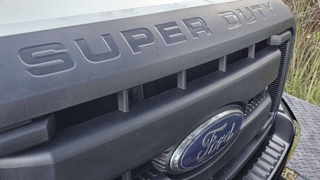 2016 Ford F-550 SuperCab XL Enclosed Service Truck - Photo 34 of 110