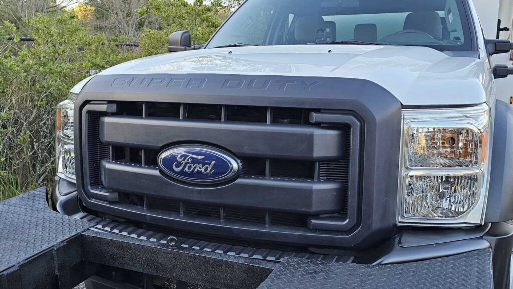 2016 Ford F-550 SuperCab XL Enclosed Service Truck - Photo 35 of 110