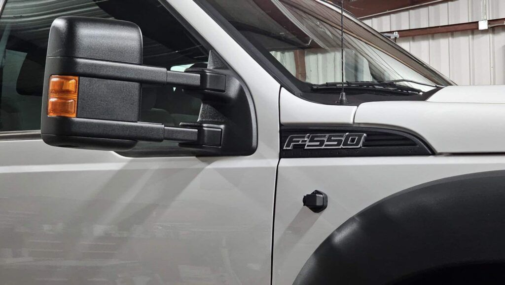 2016 Ford F-550 SuperCab XL Enclosed Service Truck - Photo 45 of 110