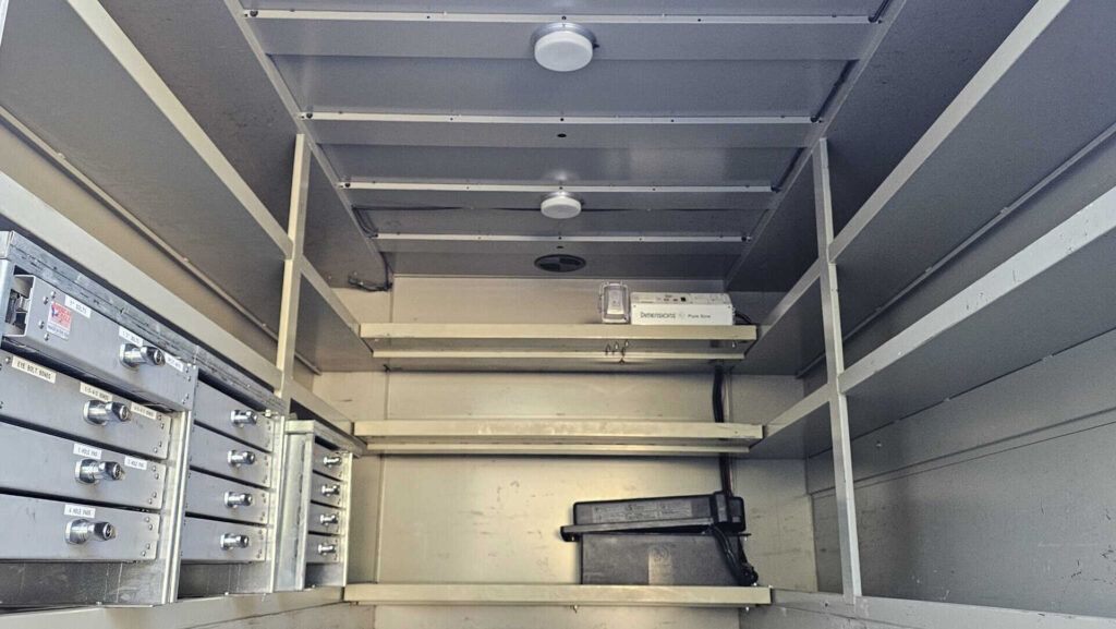 2016 Ford F-550 SuperCab XL Enclosed Service Truck - Photo 51 of 110