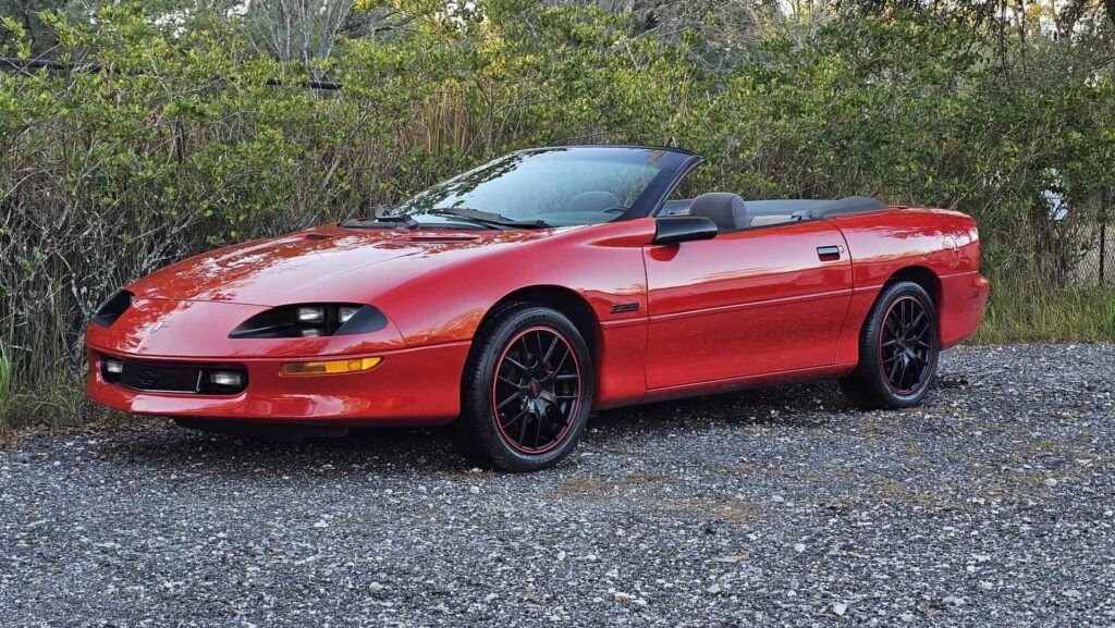 1994 Chevrolet Camaro Z28 Convertible - Photo 60 of 83