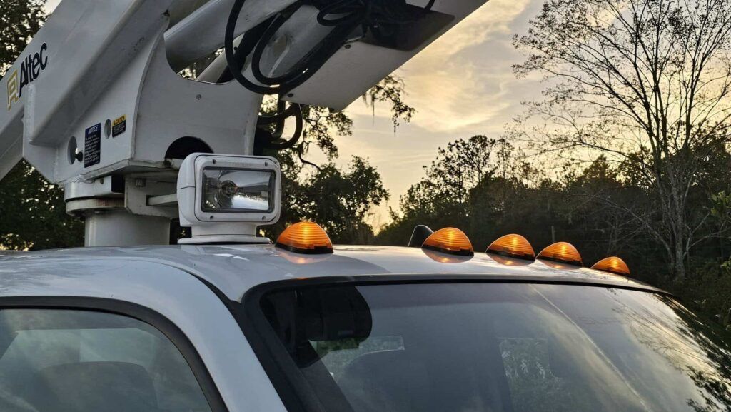 2012 Ford F-450 4x4 Super Duty Bucket Truck - Photo 74 of 89