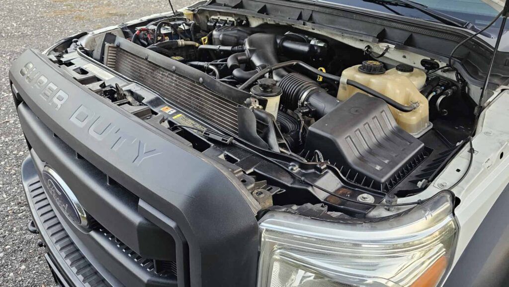 2012 Ford F-450 4x4 Super Duty Bucket Truck - Photo 78 of 89