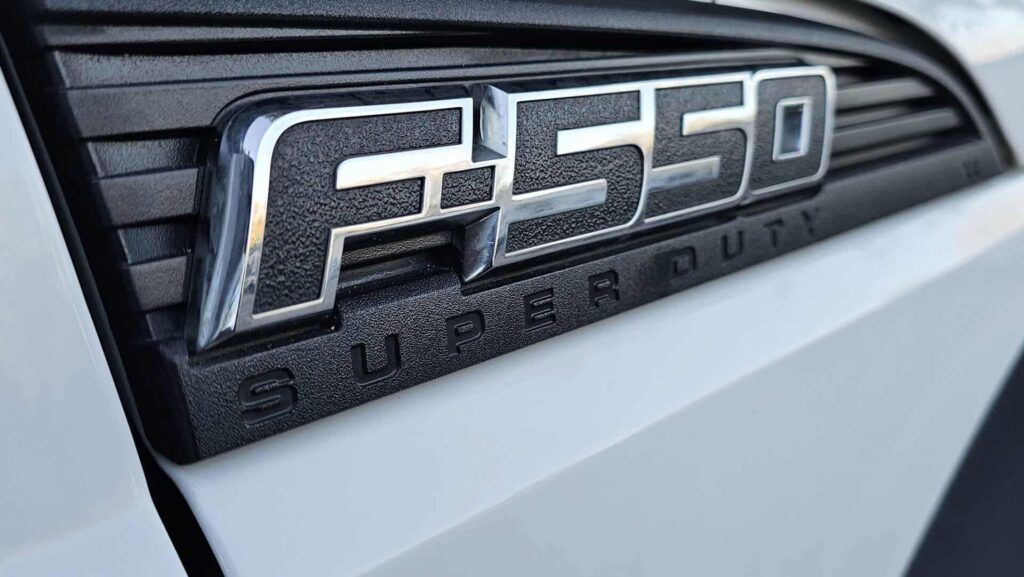 2016 Ford F-550 SuperCab XL Enclosed Service Truck - Photo 104 of 110