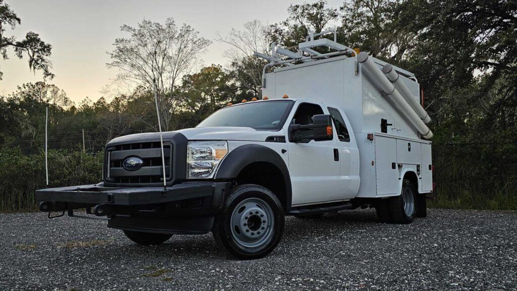 2016 Ford F-550 SuperCab XL Enclosed Service Truck - Photo 110 of 110