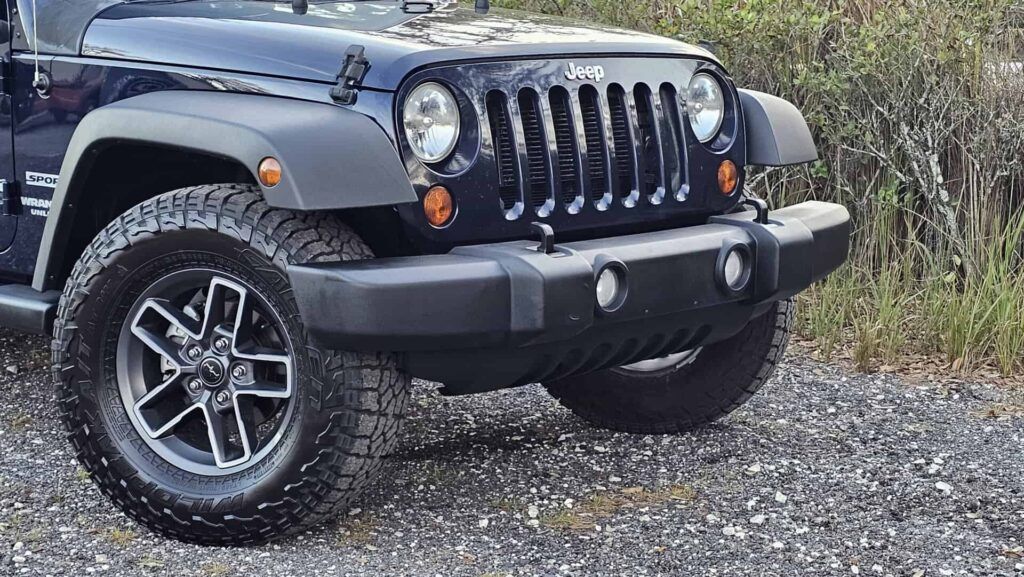 2013 Jeep Wrangler Unlimited Sport 4x4 - Photo 16 of 72