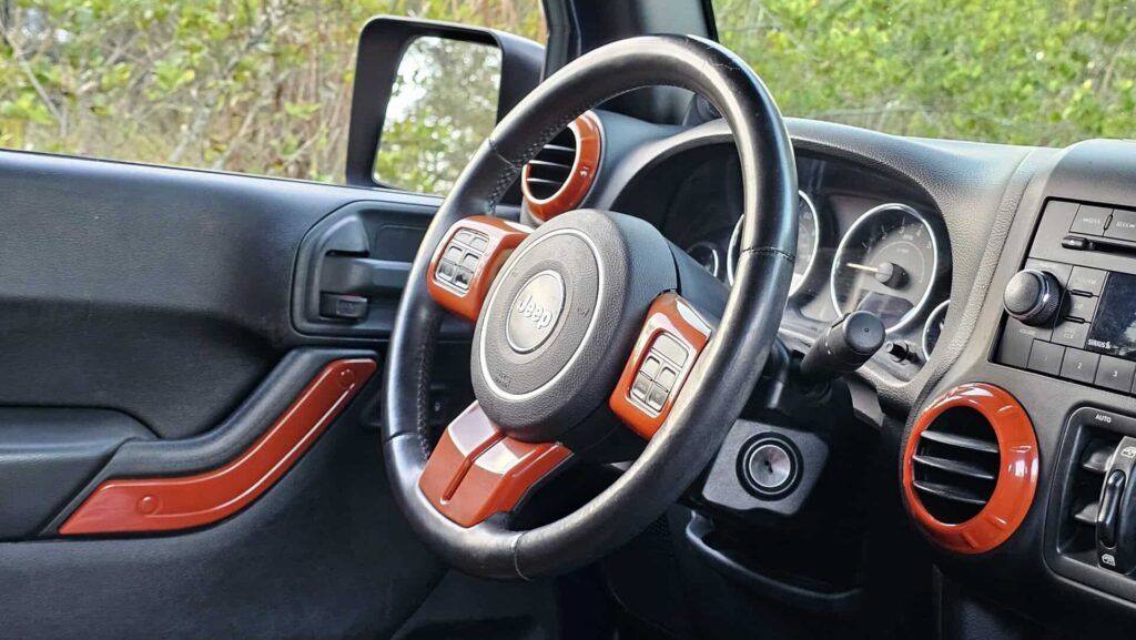 2013 Jeep Wrangler Unlimited Sport 4x4 - Photo 33 of 72