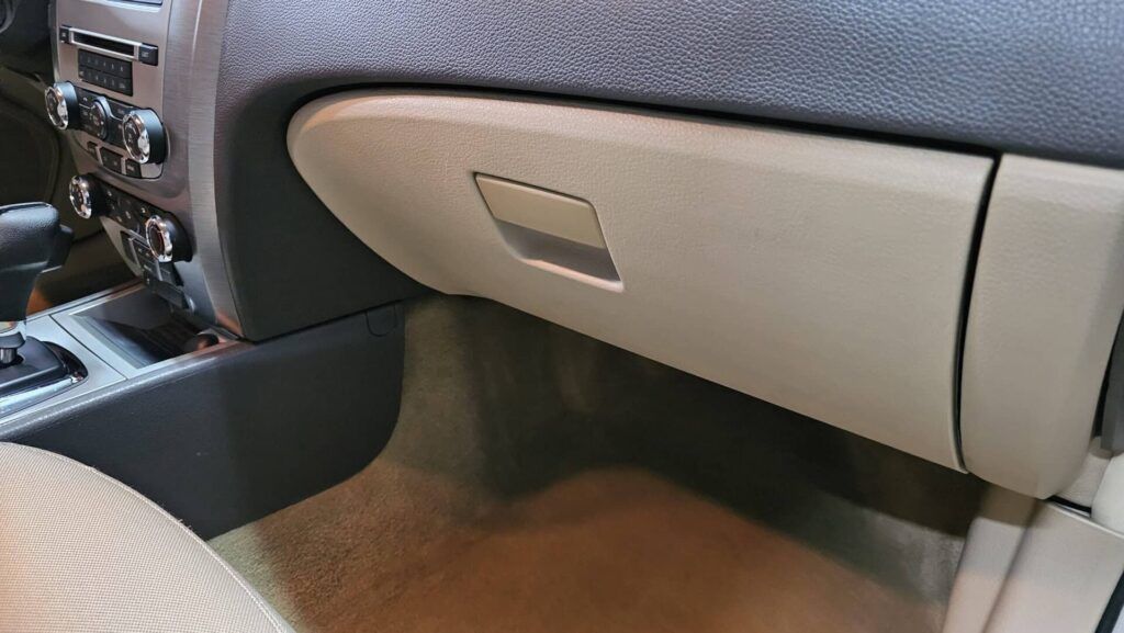 2010 Ford Fusion SE - Photo 41 of 76