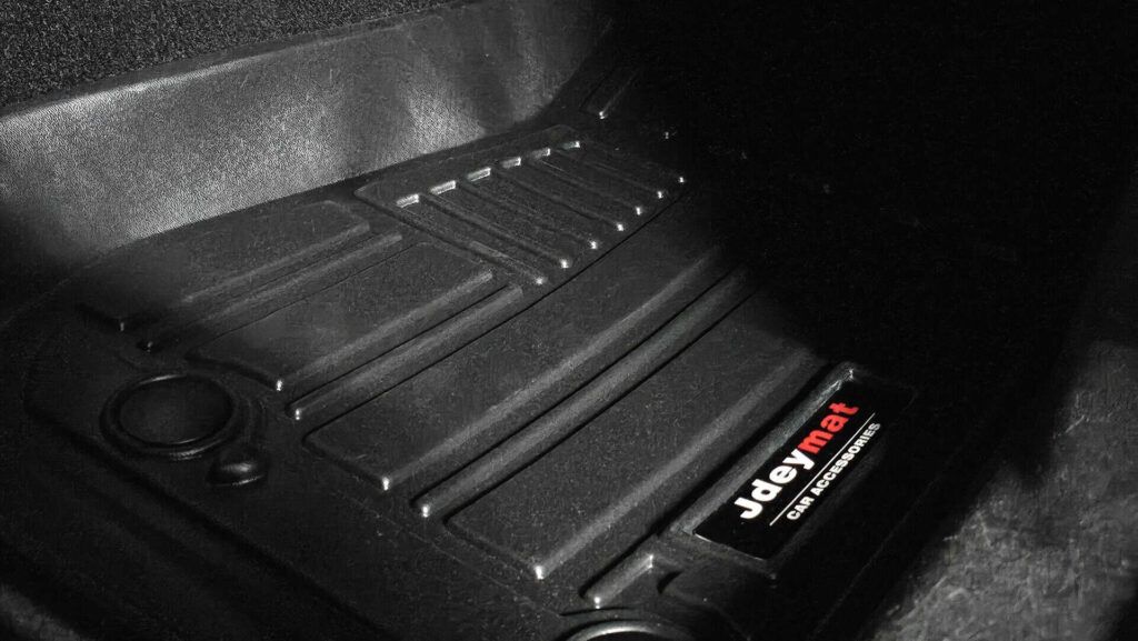 2013 Jeep Wrangler Unlimited Sport 4x4 - Photo 52 of 72