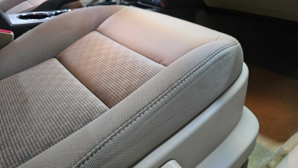 2010 Ford Fusion SE - Photo 56 of 76