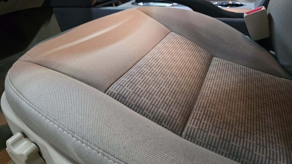 2010 Ford Fusion SE - Photo 57 of 76