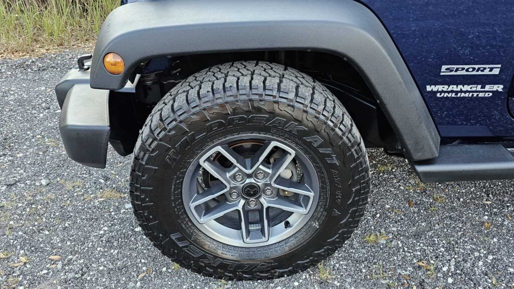 2013 Jeep Wrangler Unlimited Sport 4x4 - Photo 62 of 72