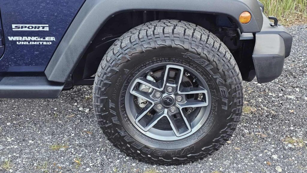 2013 Jeep Wrangler Unlimited Sport 4x4 - Photo 64 of 72