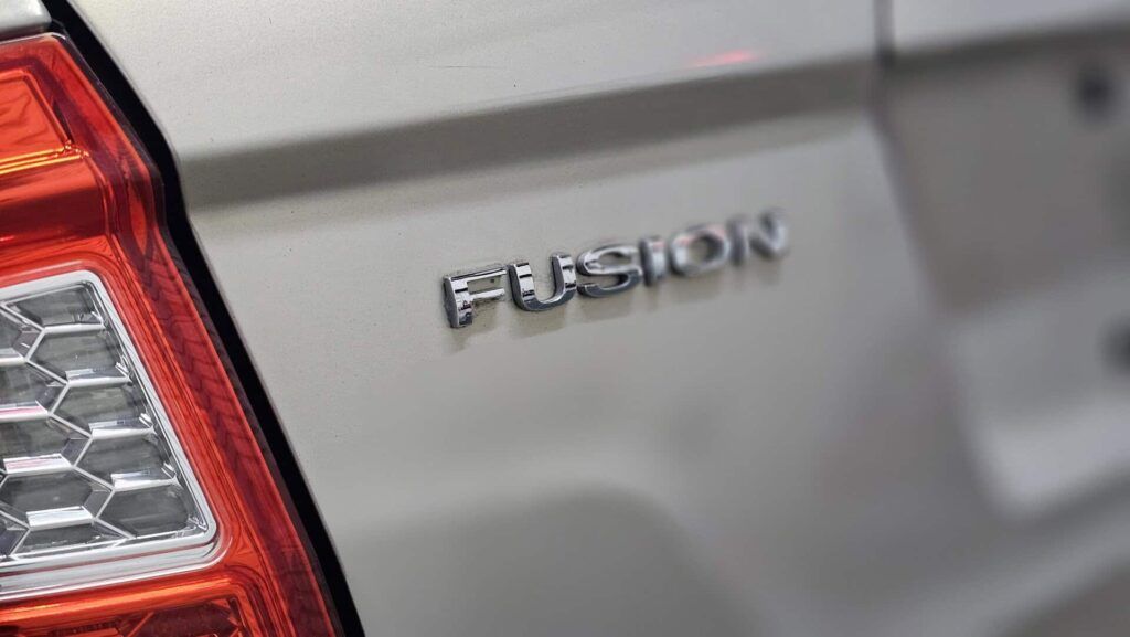 2010 Ford Fusion SE - Photo 73 of 76