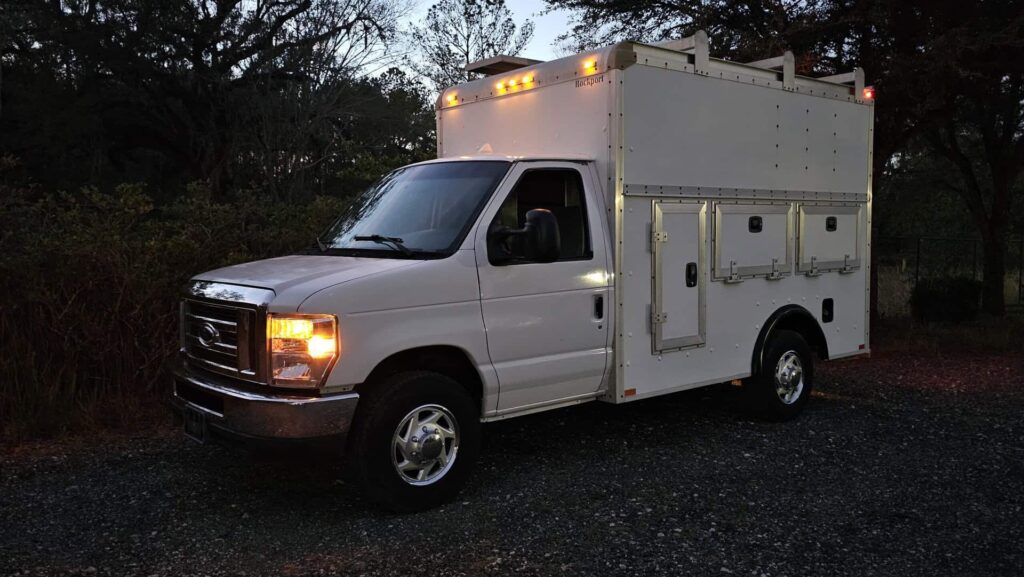 2008 Ford E-350 Enclosed Service Van - Photo 2 of 64