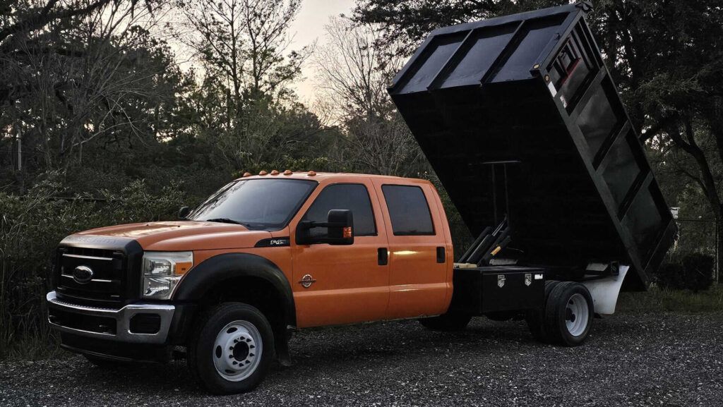 2014 Ford F-450 Crew Cab Landscape Dump Truck - Photo 9 of 91