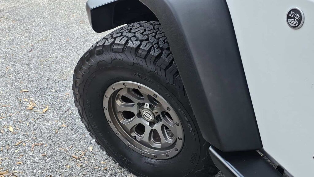 2016 Jeep Wrangler Unlimited Sport 4x4 - Photo 15 of 19