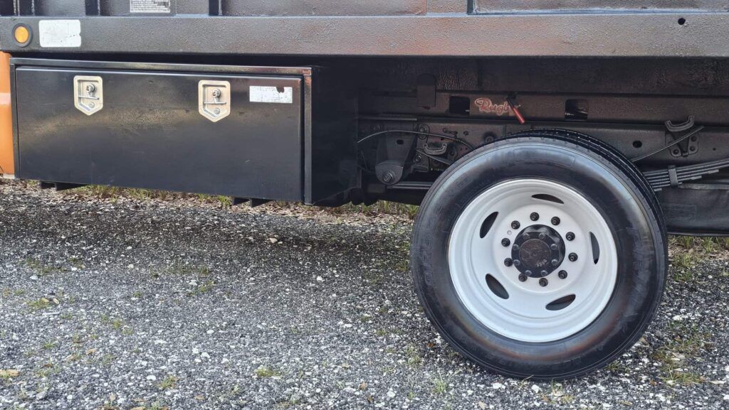 2014 Ford F-450 Crew Cab Landscape Dump Truck - Photo 20 of 91