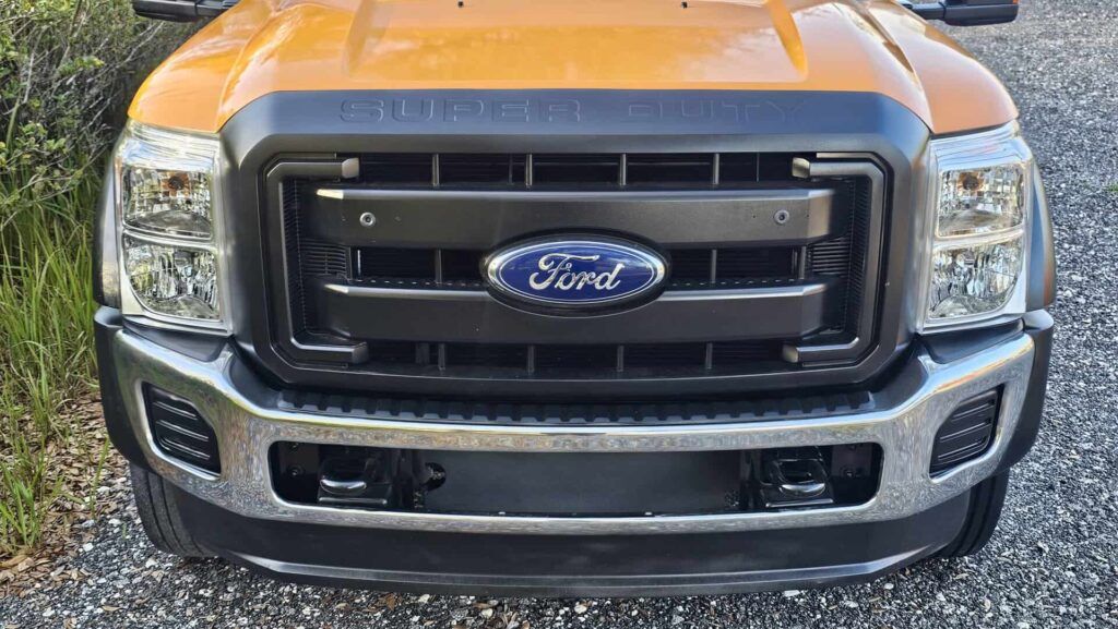 2014 Ford F-450 Crew Cab Landscape Dump Truck - Photo 27 of 91