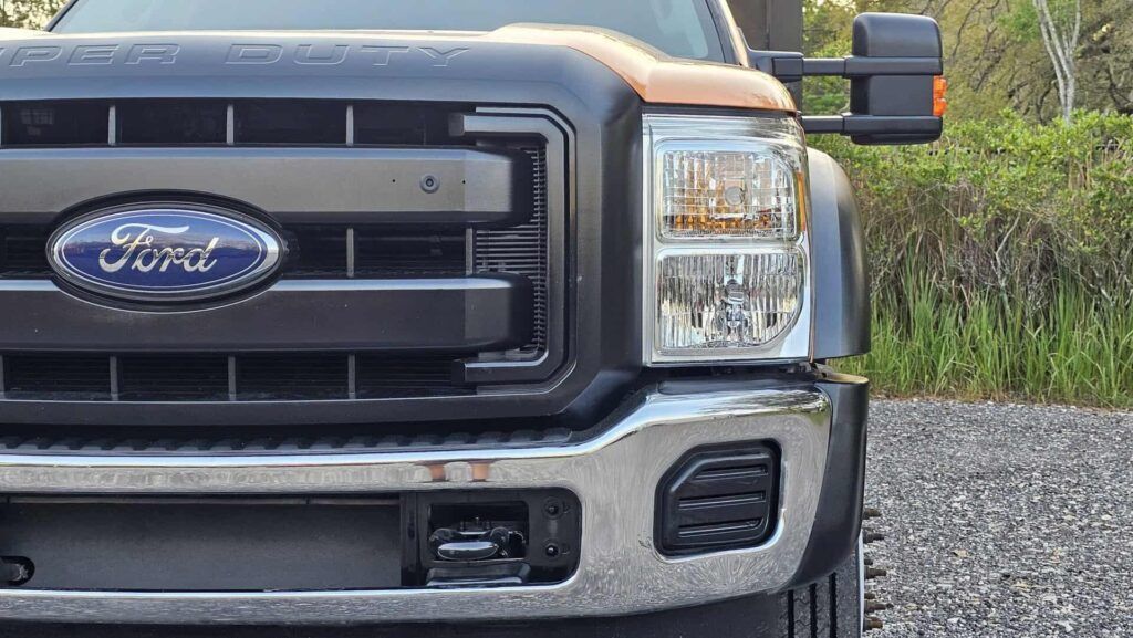 2014 Ford F-450 Crew Cab Landscape Dump Truck - Photo 28 of 91