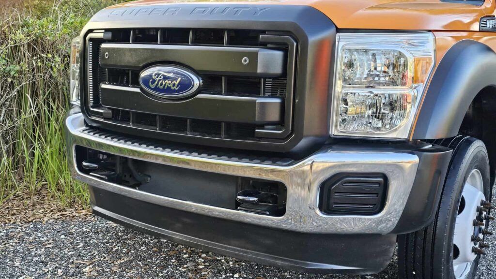 2014 Ford F-450 Crew Cab Landscape Dump Truck - Photo 29 of 91