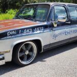 1989 Chevrolet Suburban - Photo 2 of 12