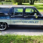 1989 Chevrolet Suburban - Photo 5 of 12