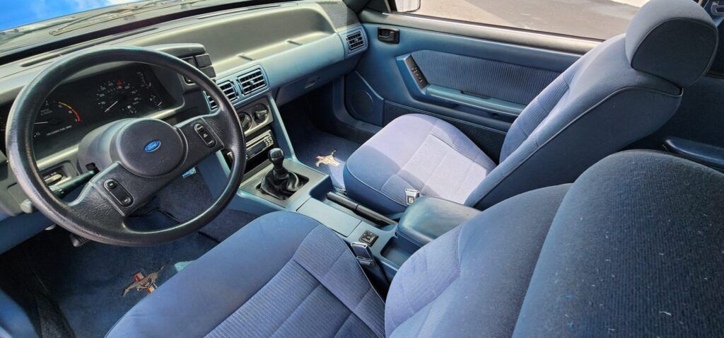 1988 Ford Mustang LX - Photo 18 of 24