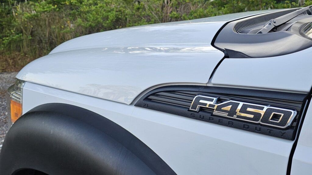 2015 Ford F-450 4x4 Landscape Dump Truck - Photo 26 of 94