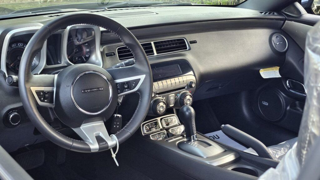 2010 Chevrolet Camaro 2SS - Photo 35 of 160
