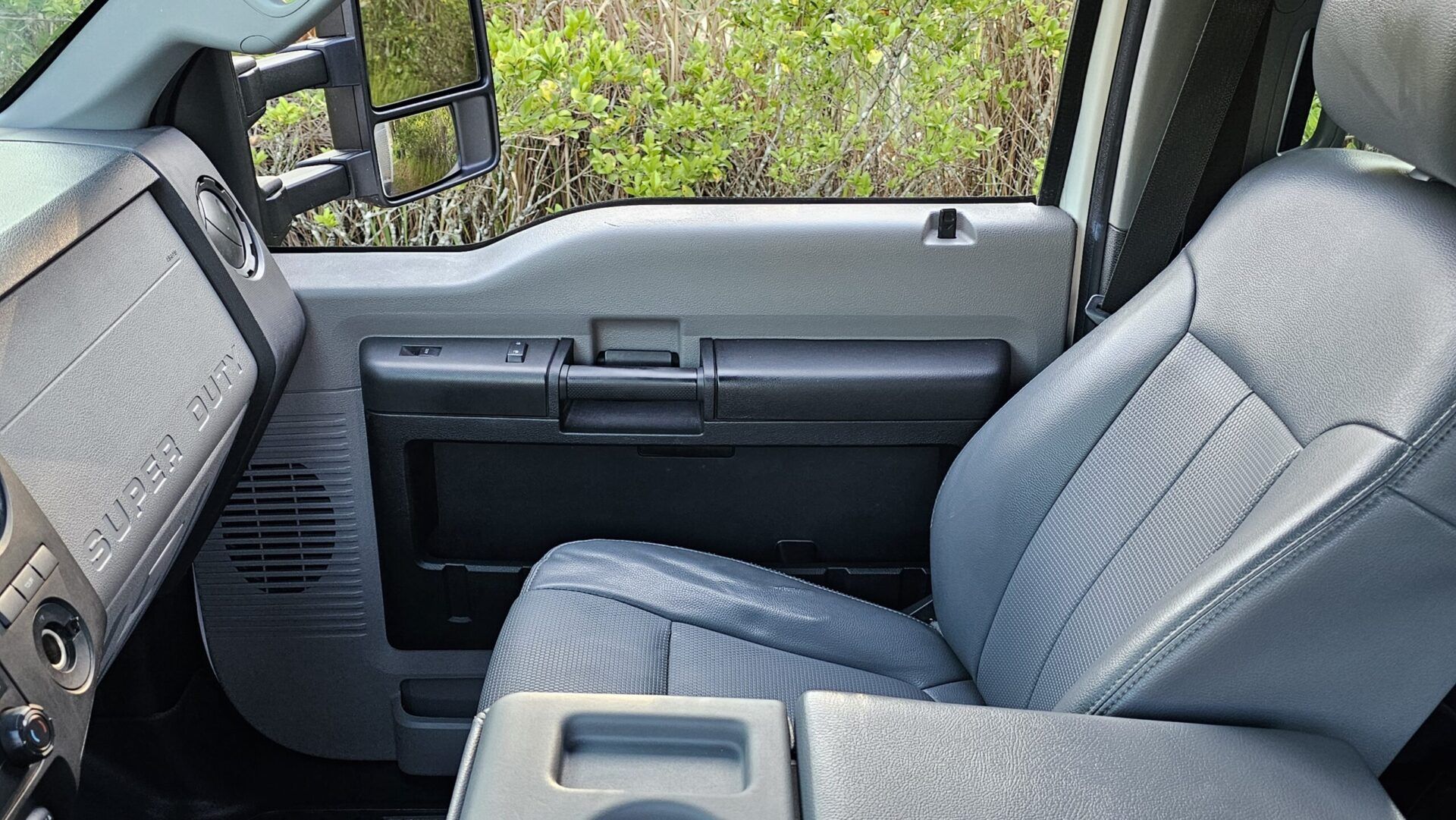2015 Ford F-450 Super Duty Chassis Cab Lariat - Photo 35
